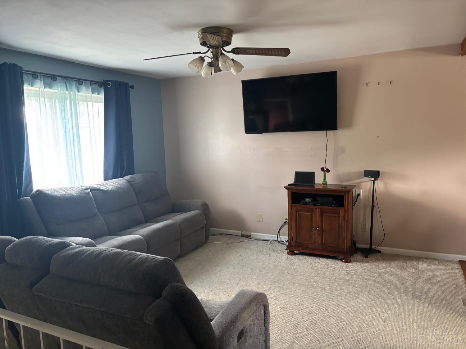 2764 Cornwall Drive Property Photo 4