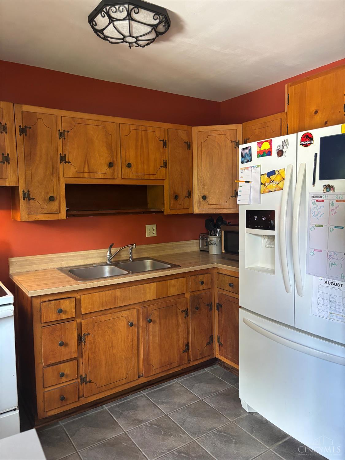 2764 Cornwall Drive Property Photo 7