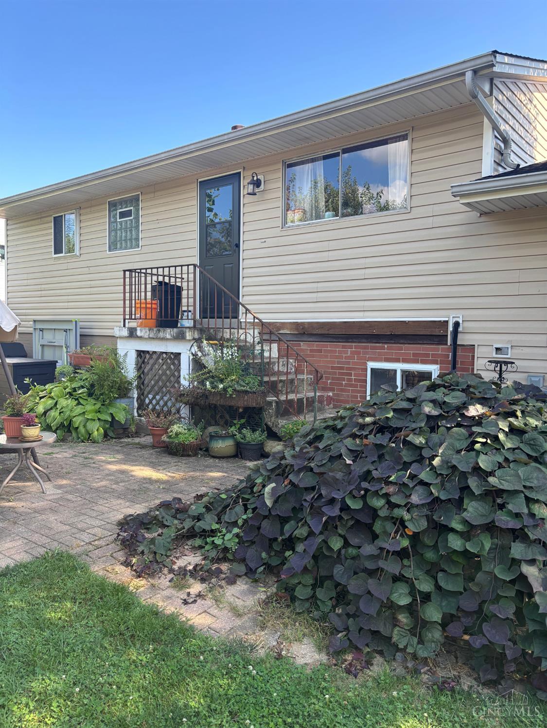 2764 Cornwall Drive Property Photo 24