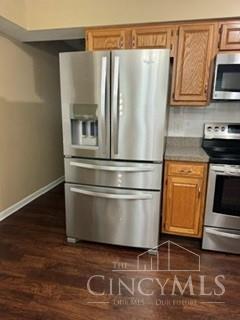 2899 Creekside Drive Property Photo 4