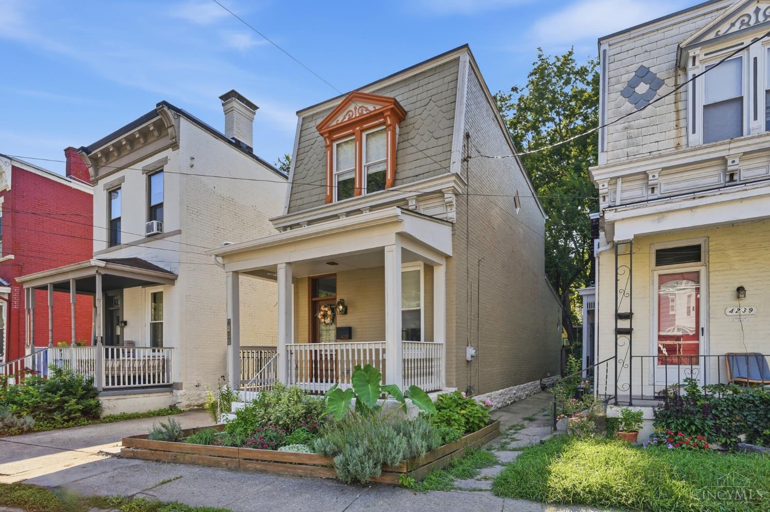 4237 Turrill Street Property Photo 1