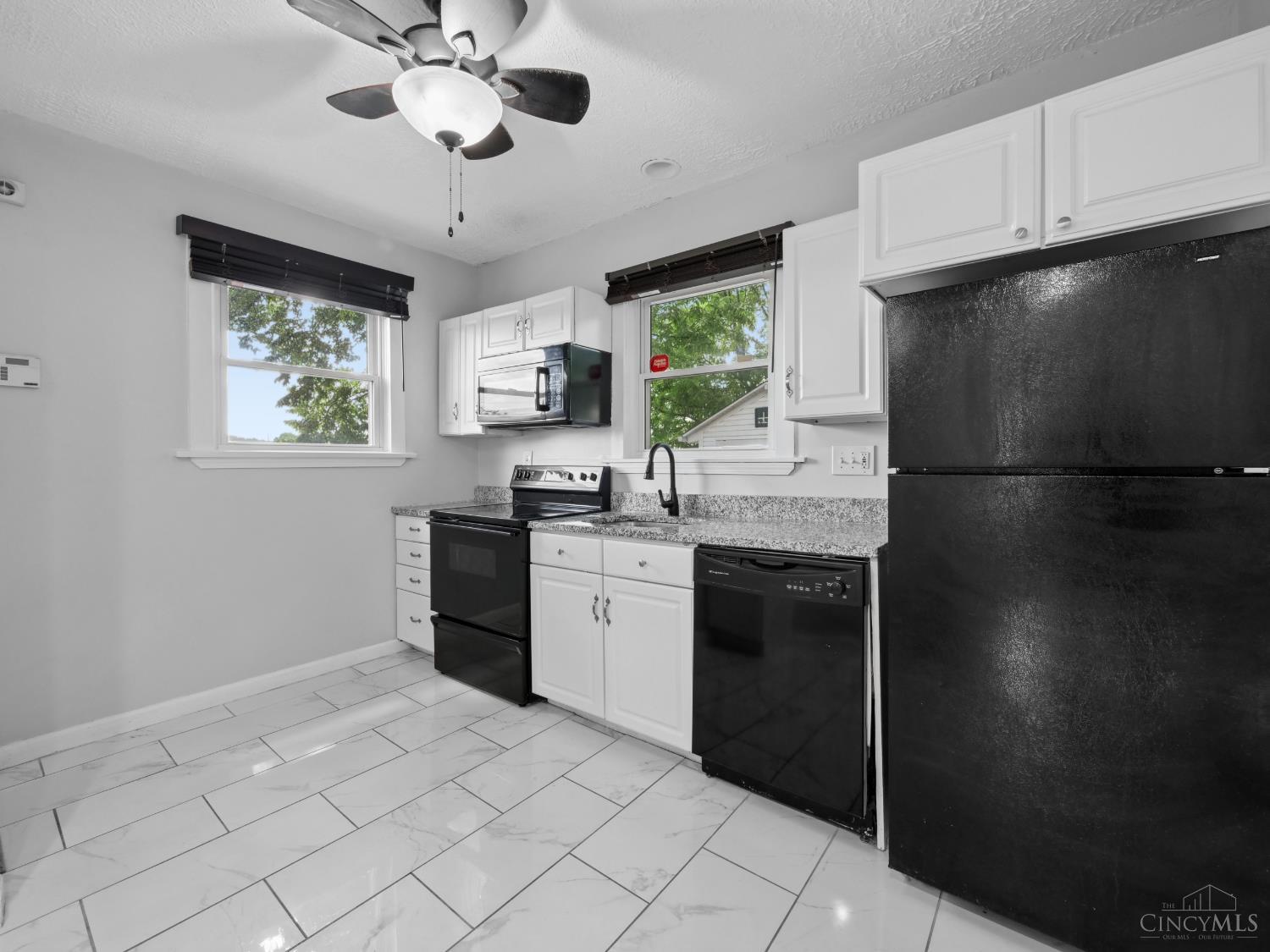 2385 Nova Avenue Property Photo 7