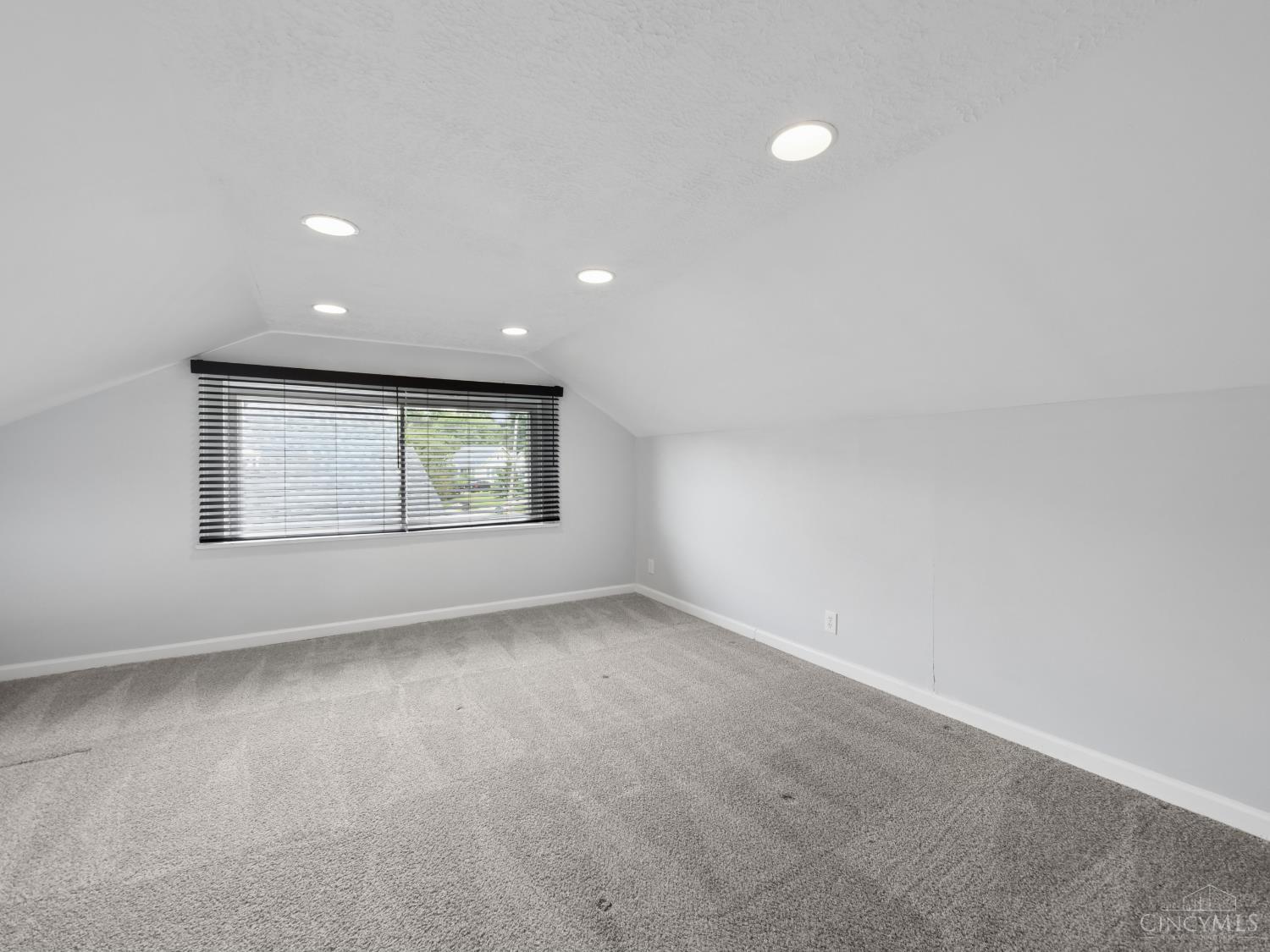 2385 Nova Avenue Property Photo 18