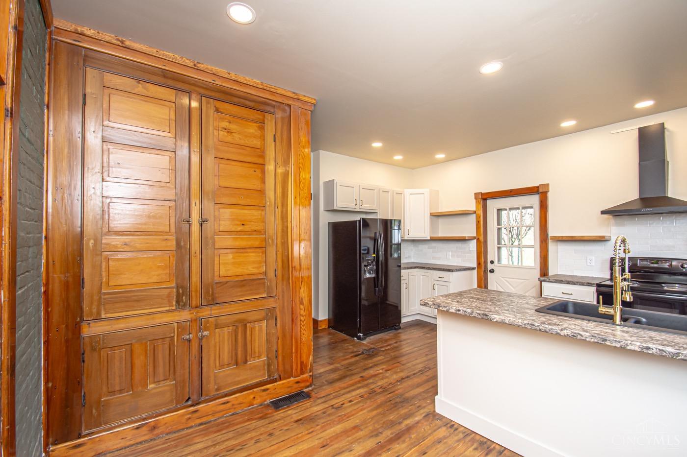 117 Montgomery Avenue Property Photo 19