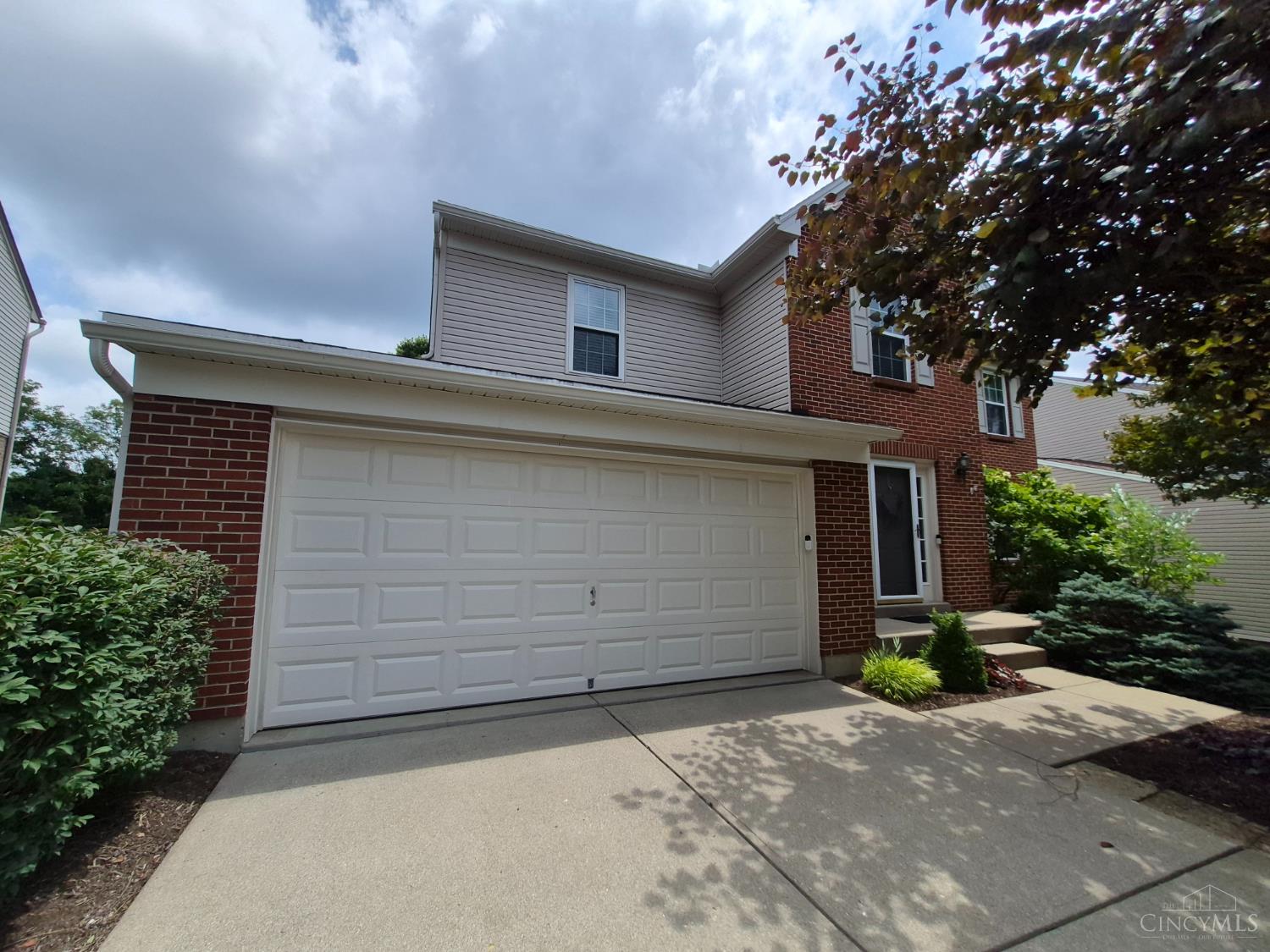 2818 Orchardpark Drive Property Photo 4
