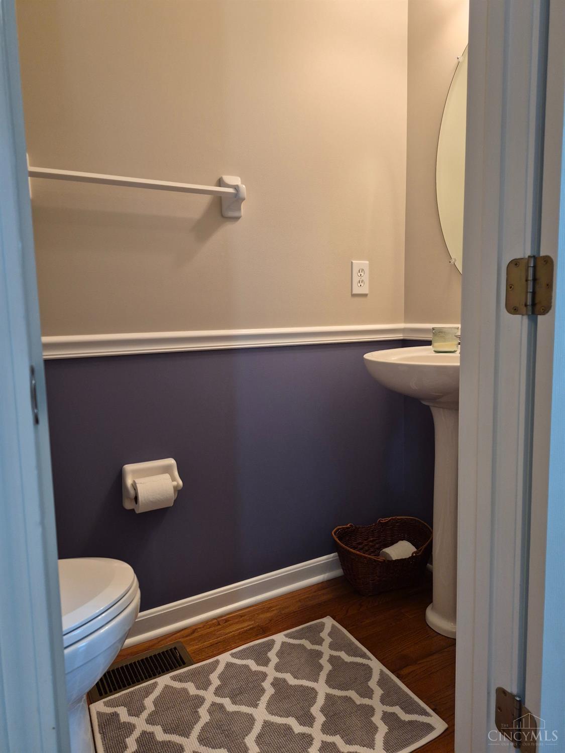 2818 Orchardpark Drive Property Photo 8