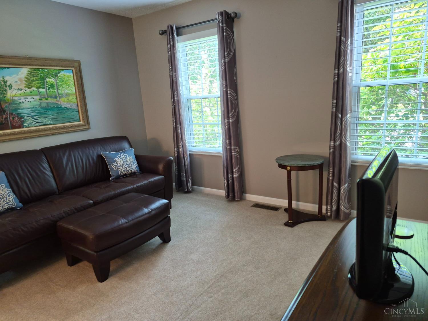 2818 Orchardpark Drive Property Photo 12
