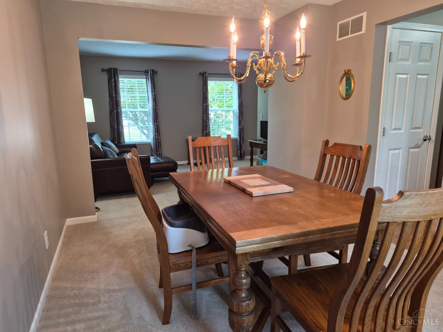 2818 Orchardpark Drive Property Photo 16
