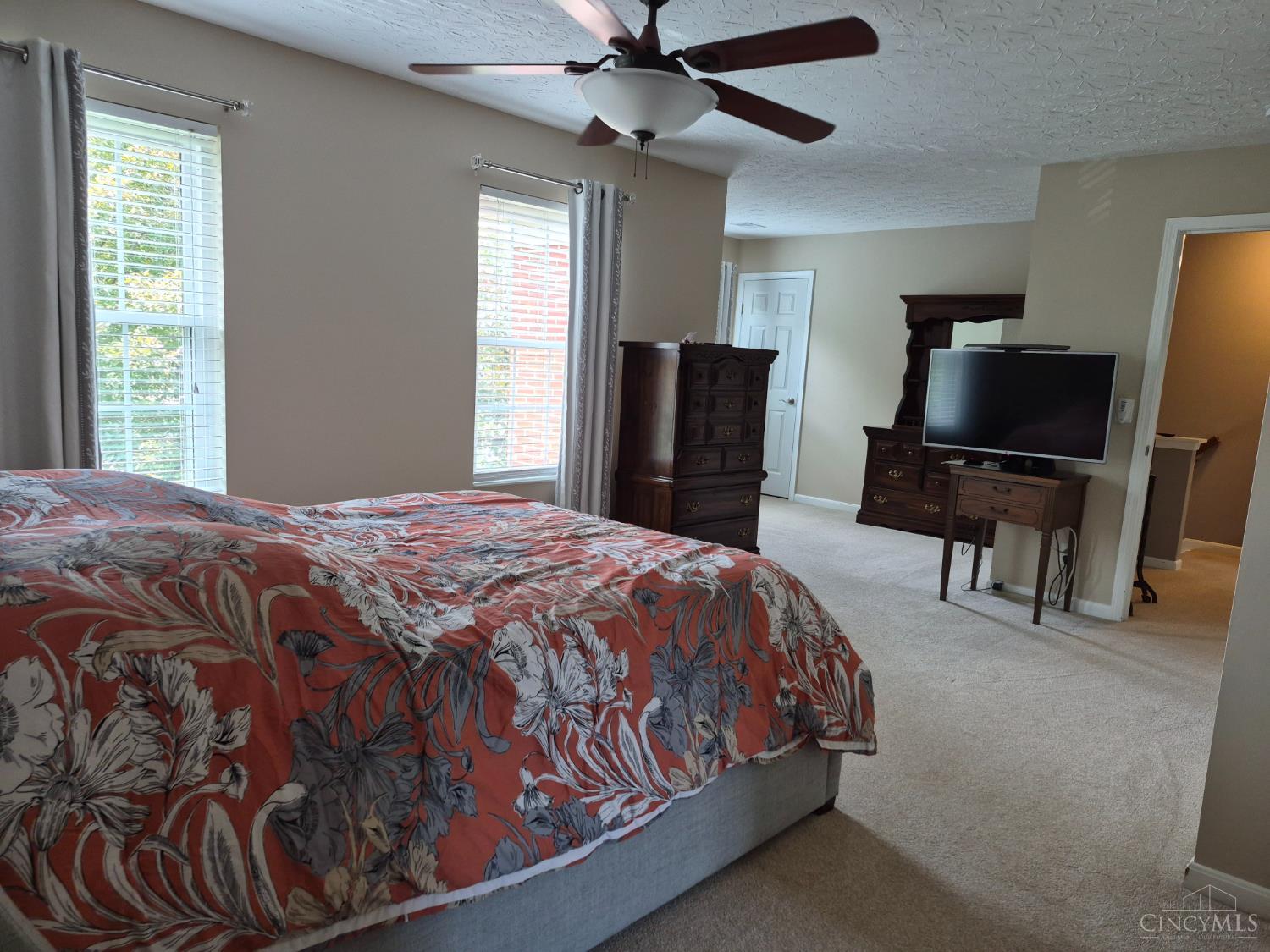 2818 Orchardpark Drive Property Photo 33