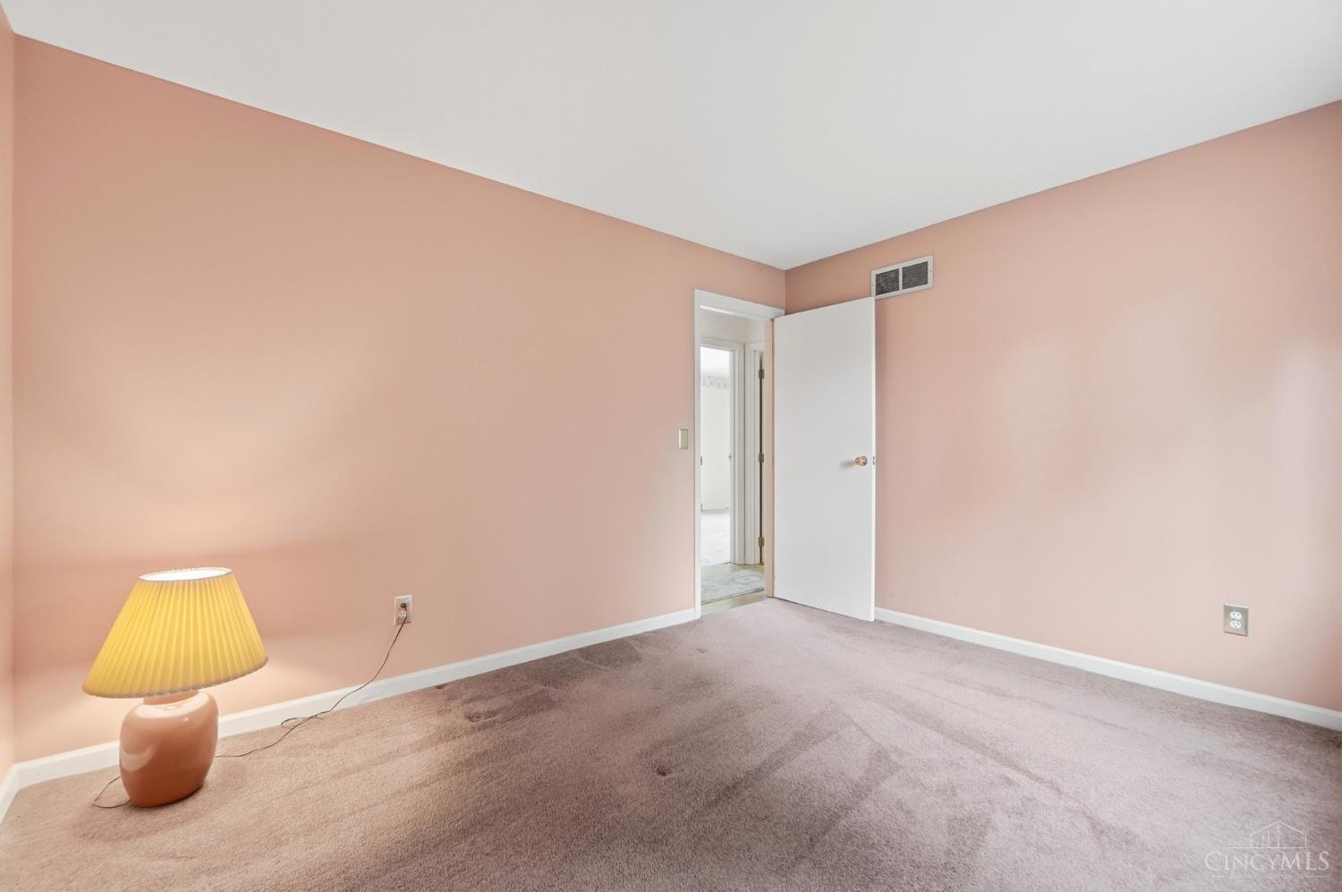 8017 Eastdale Drive Property Photo 34