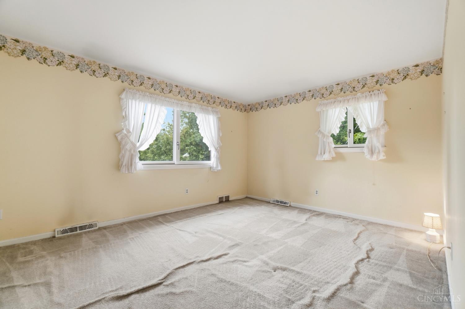 8017 Eastdale Drive Property Photo 37