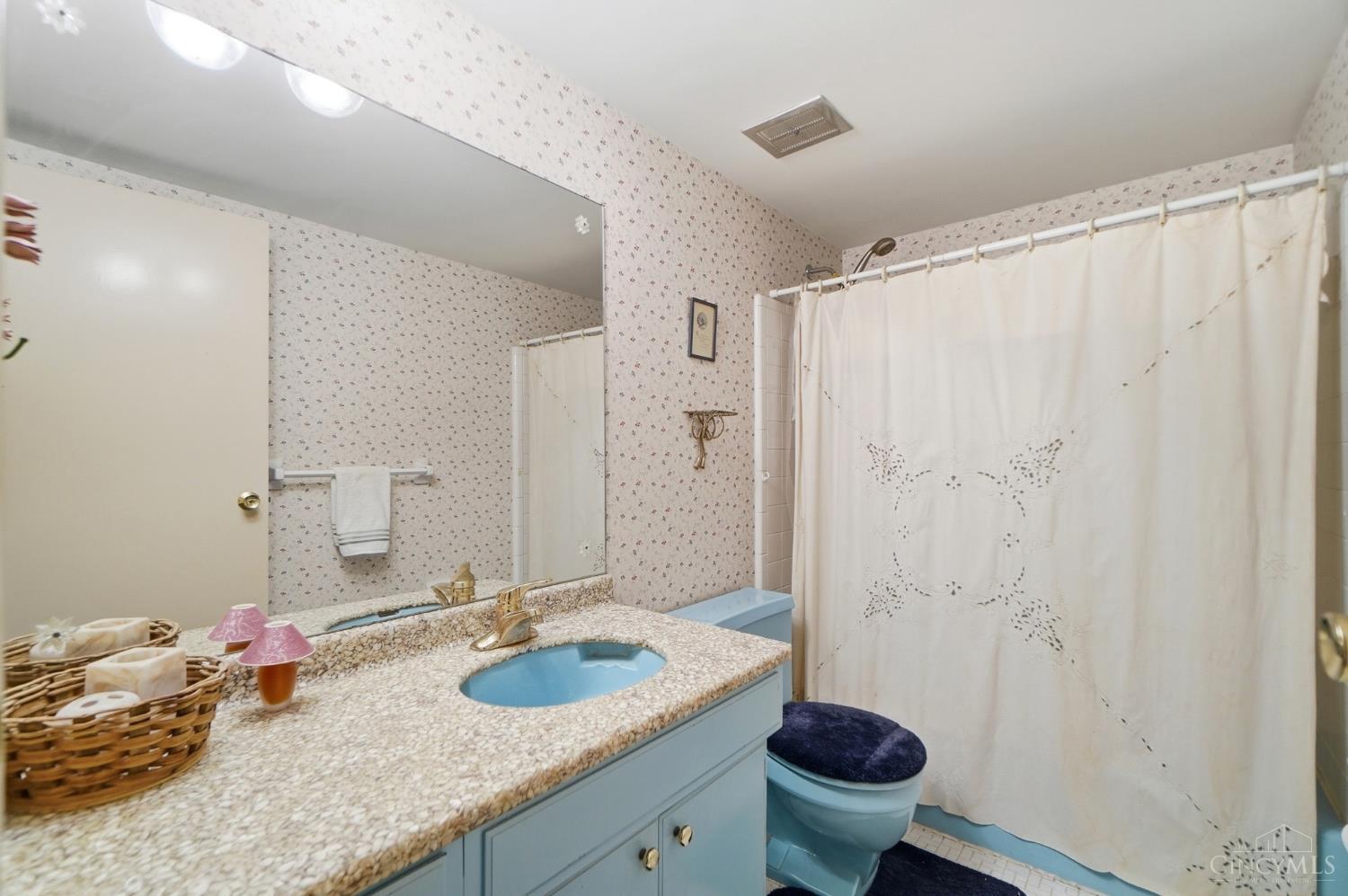 8017 Eastdale Drive Property Photo 39