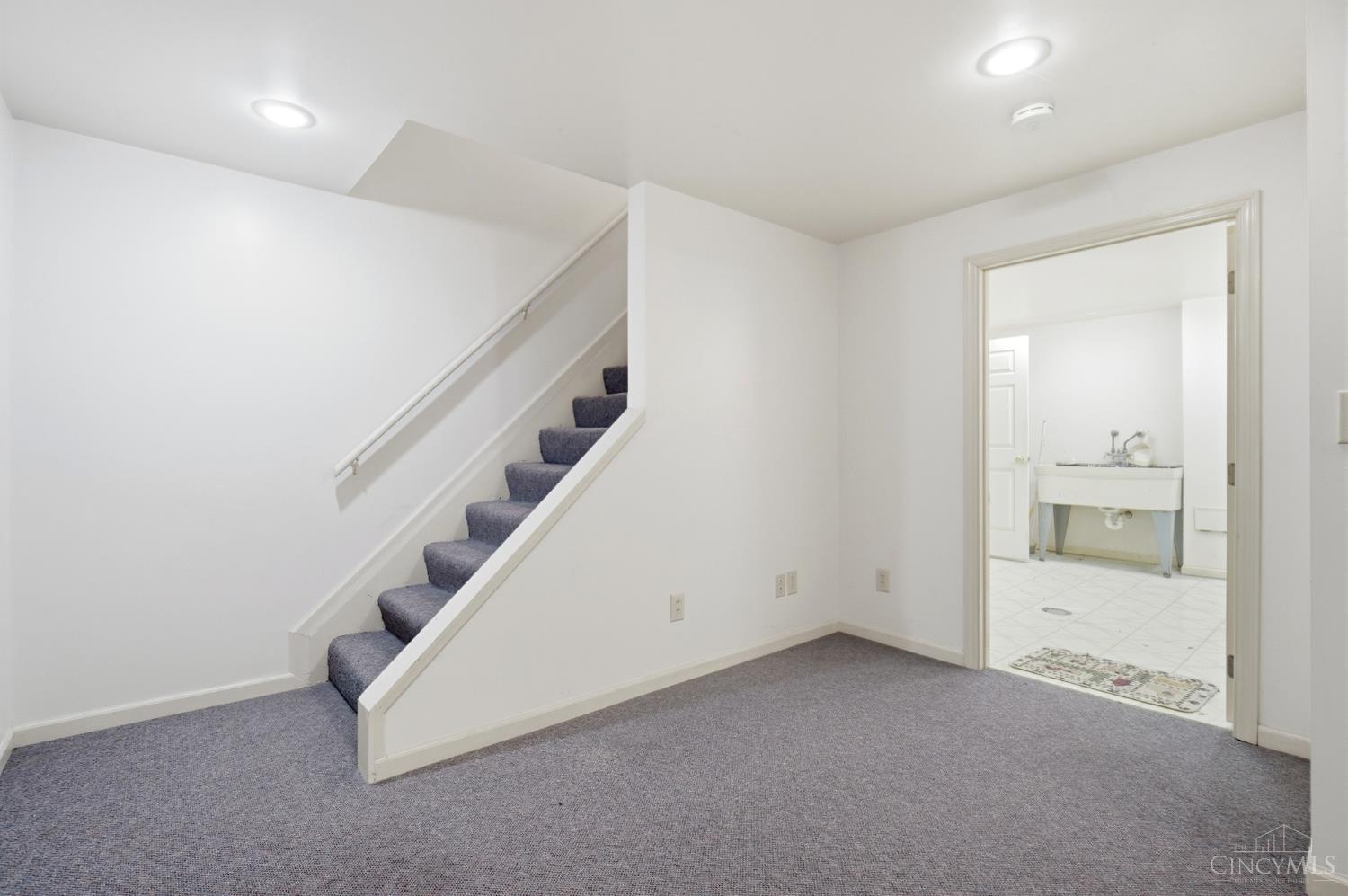 8017 Eastdale Drive Property Photo 43