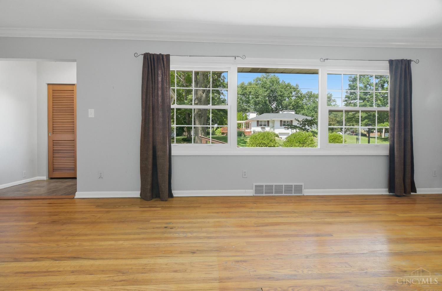 1050 Nimitz Lane Property Photo 7