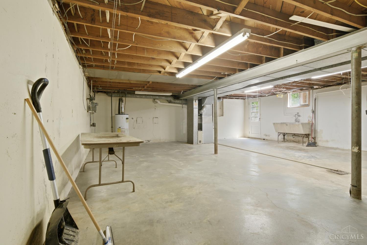 1050 Nimitz Lane Property Photo 32