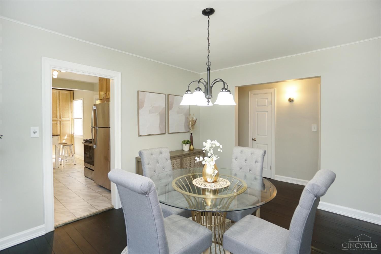 1090 Birney Lane Property Photo 7
