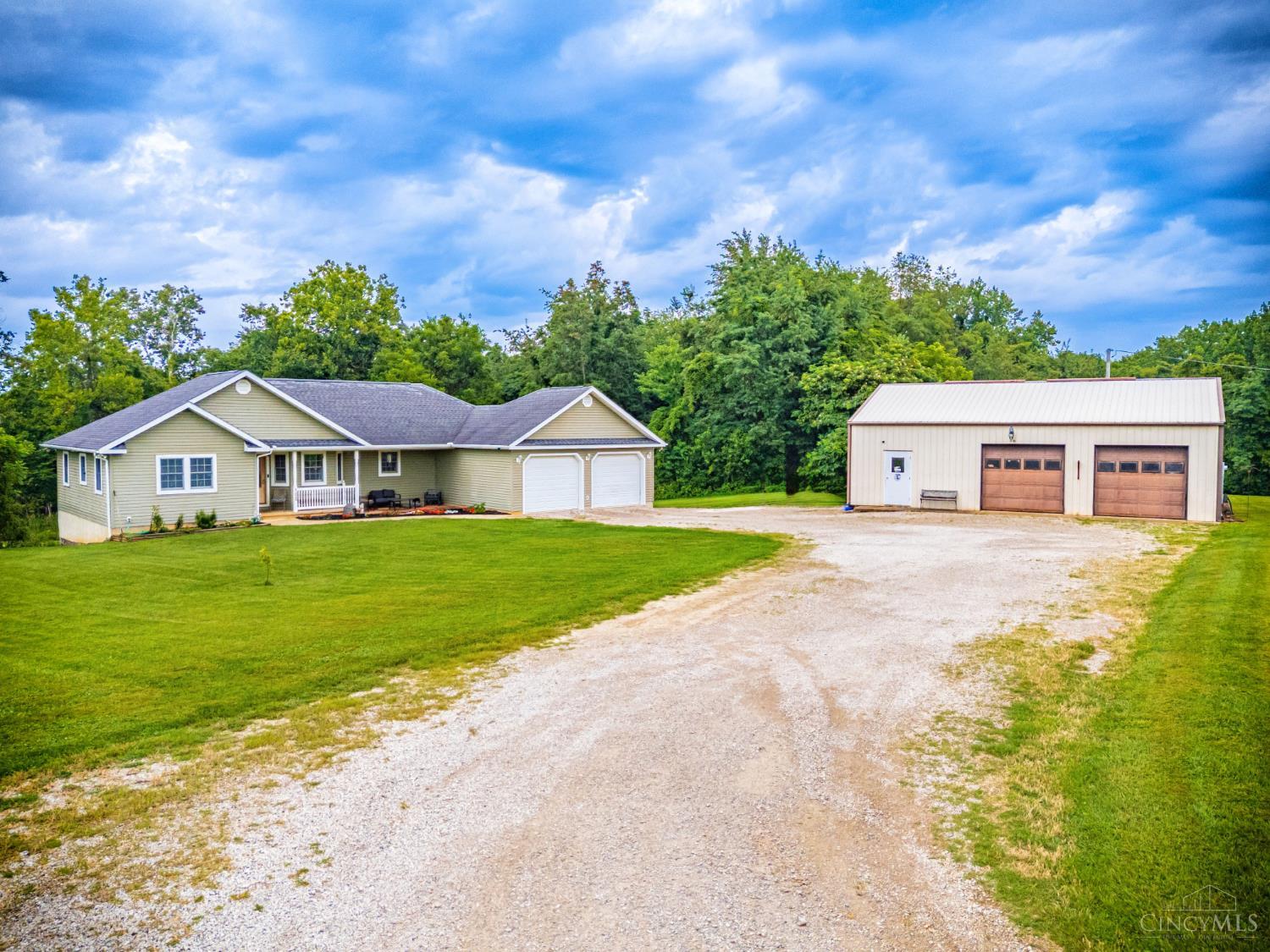 100 Tower Drive Property Photo 2