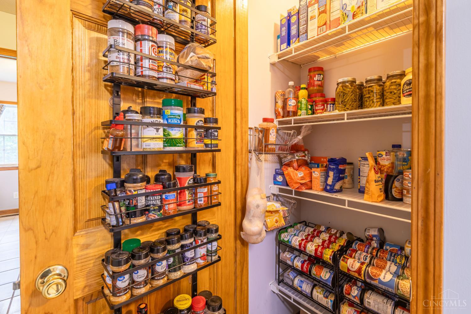 100 Tower Drive Property Photo 27