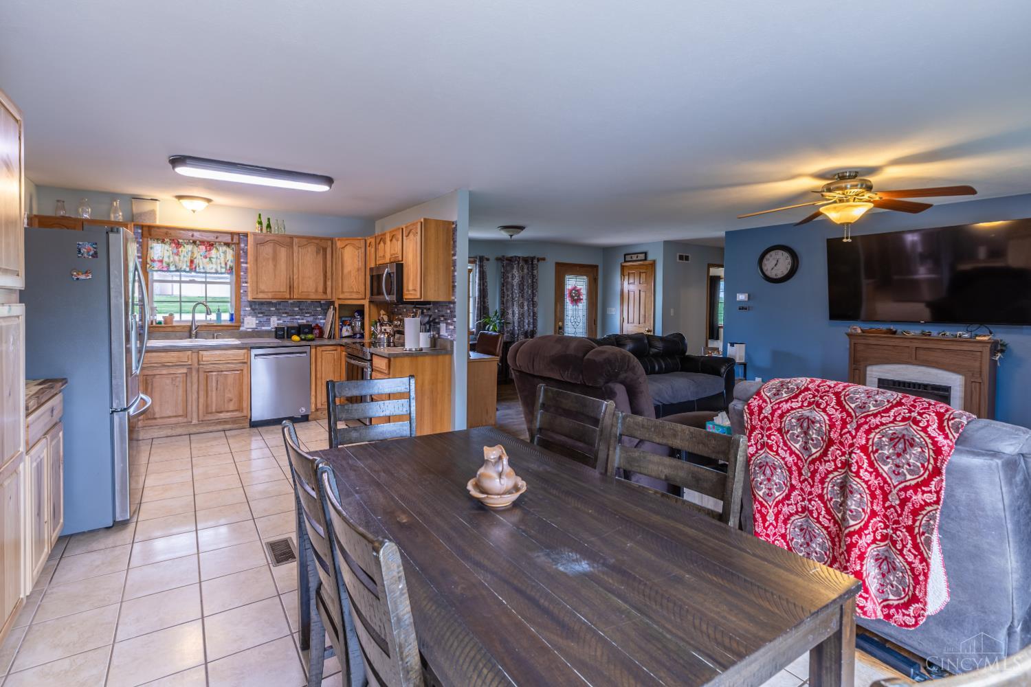 100 Tower Drive Property Photo 30