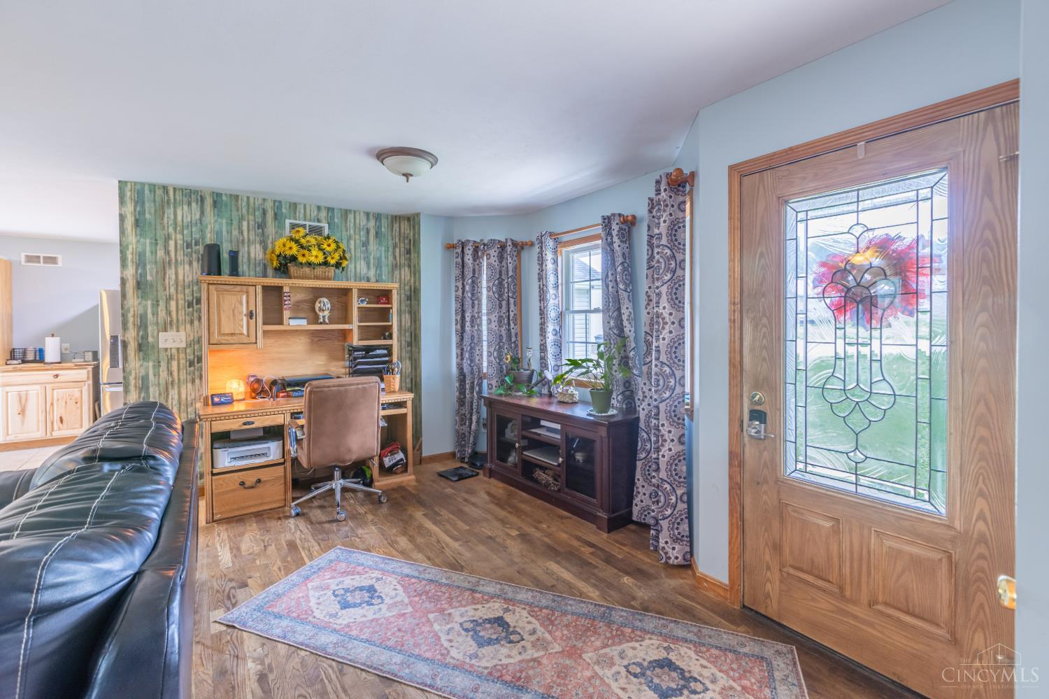 100 Tower Drive Property Photo 38