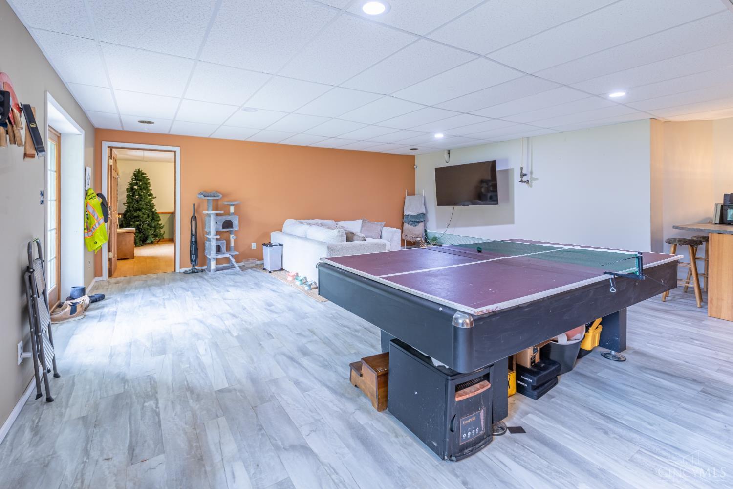100 Tower Drive Property Photo 40
