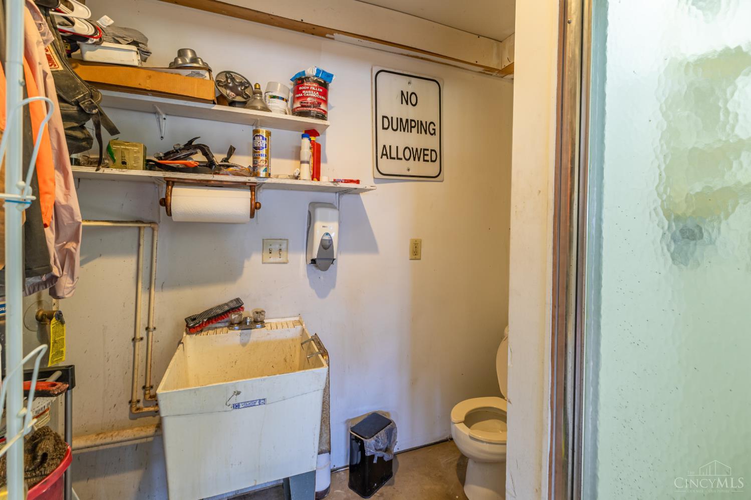 100 Tower Drive Property Photo 55