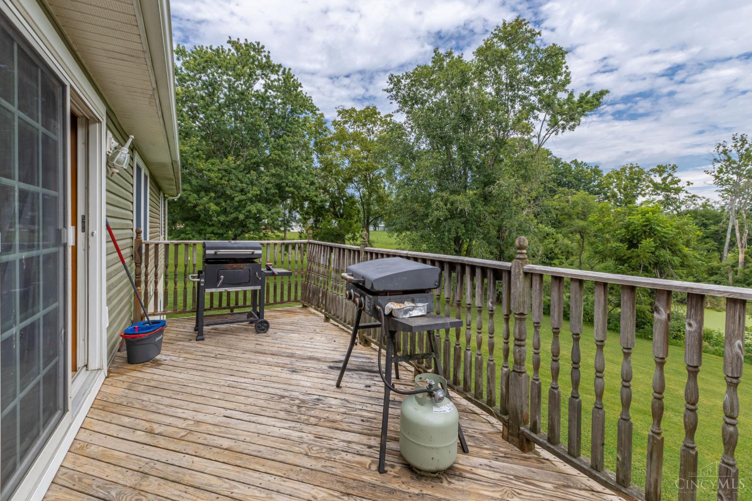 100 Tower Drive Property Photo 57