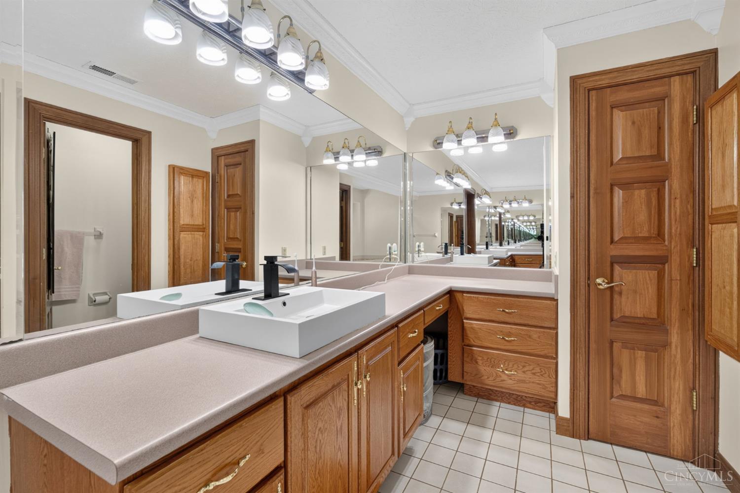 861 Kelsey Court Property Photo 44