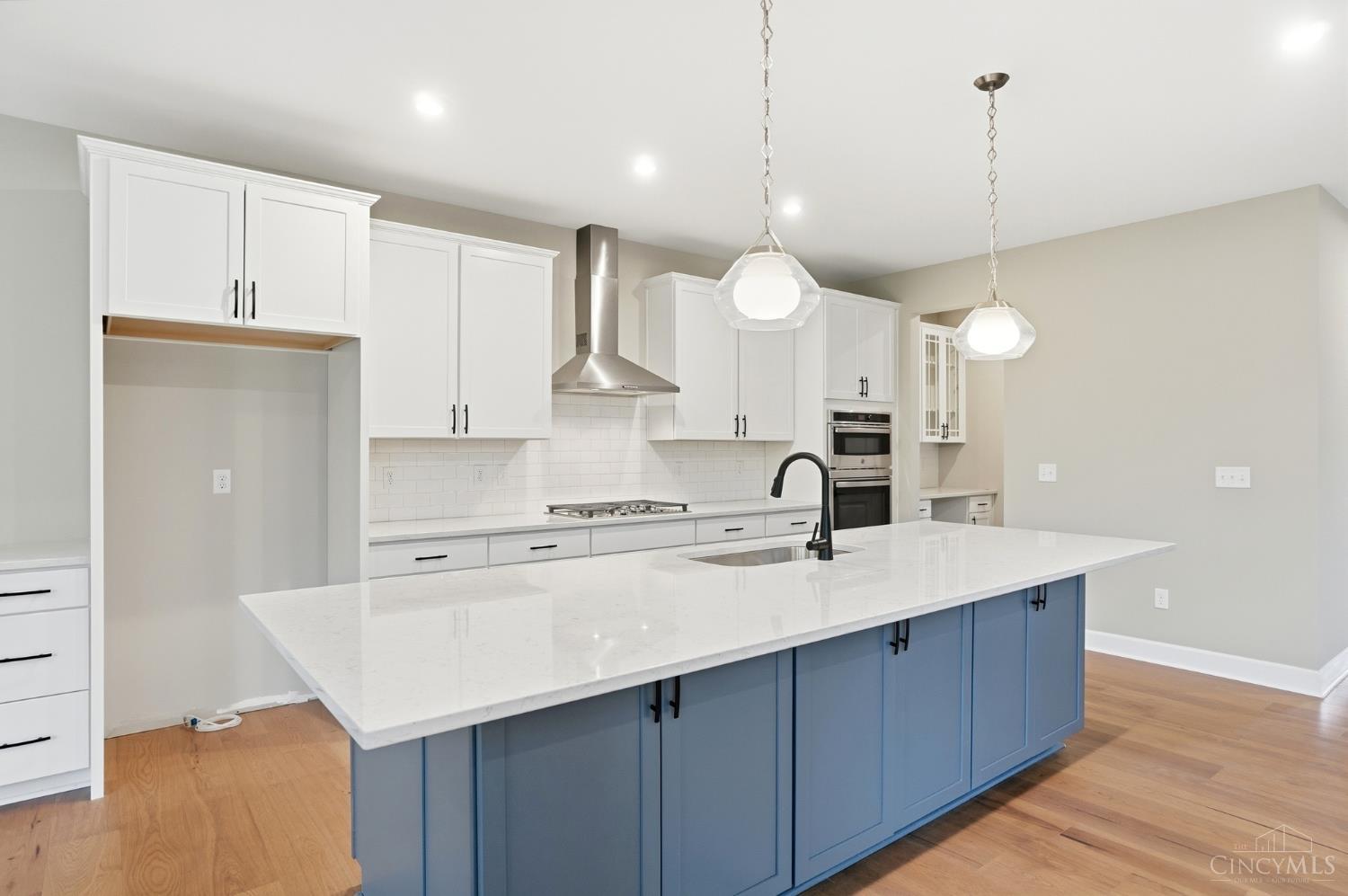 7025 Welney Run Property Photo 6