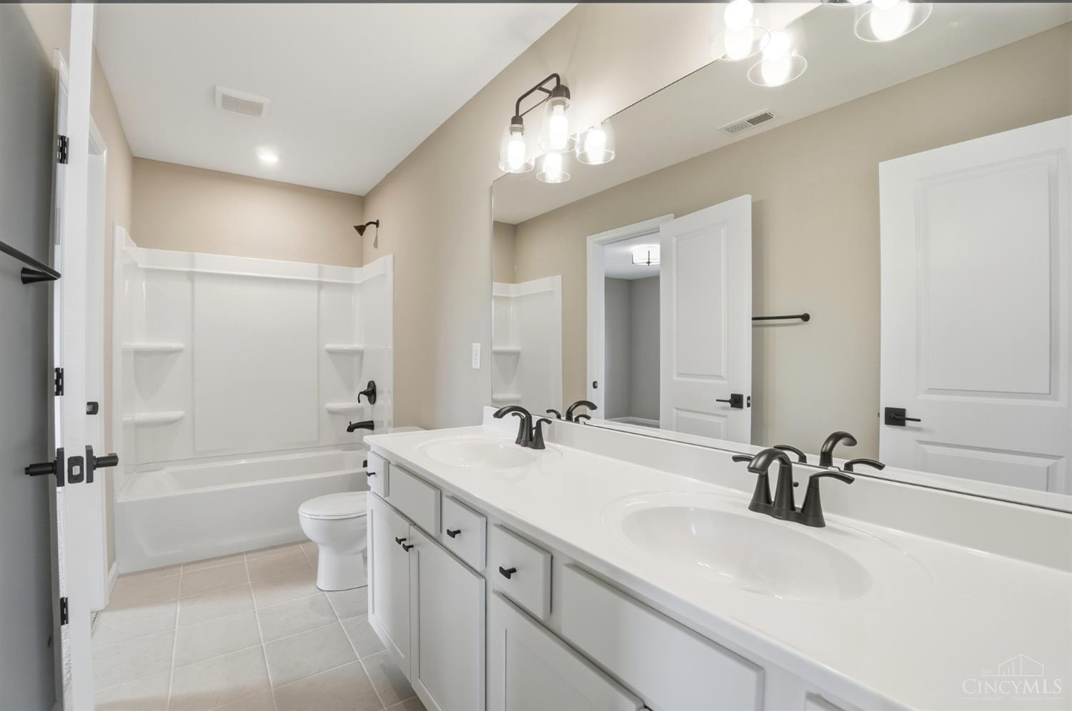 7025 Welney Run Property Photo 43