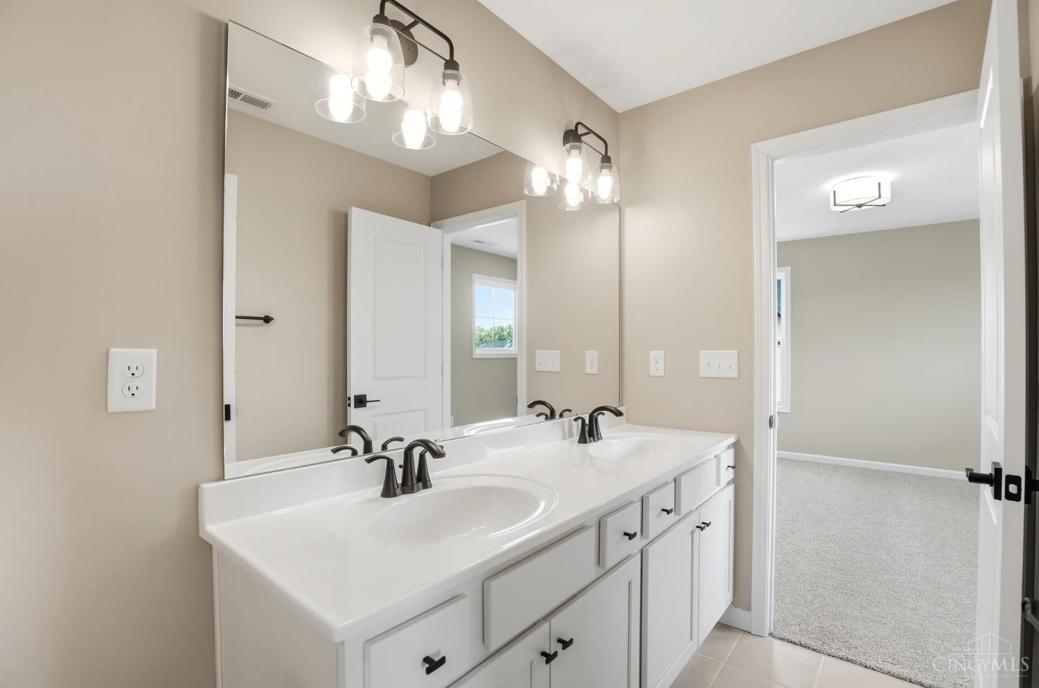 7025 Welney Run Property Photo 44