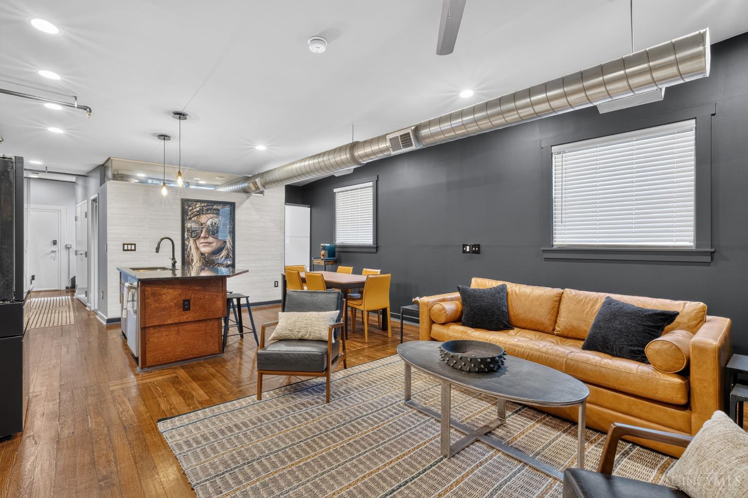 1237 Vine Street Property Photo 12