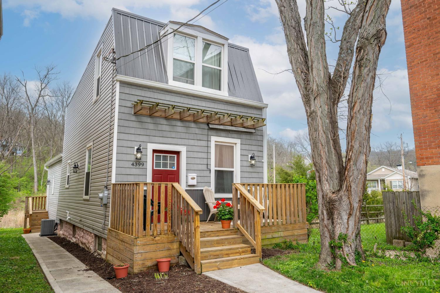 4399 Virginia Avenue Property Photo 1