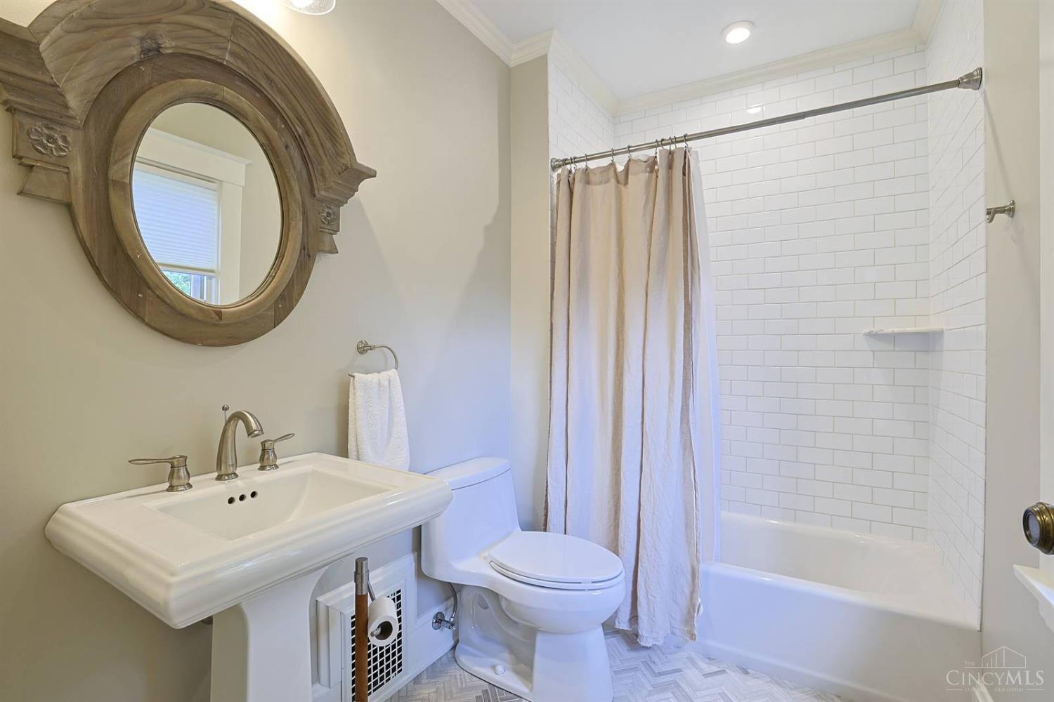 3522 Pape Avenue Property Photo 27