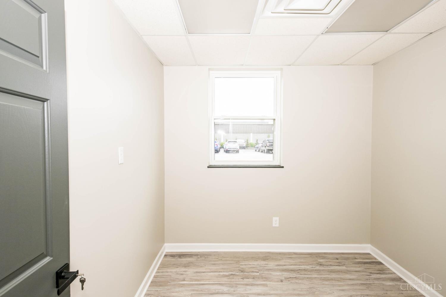 9443 Reading Road Property Photo 7