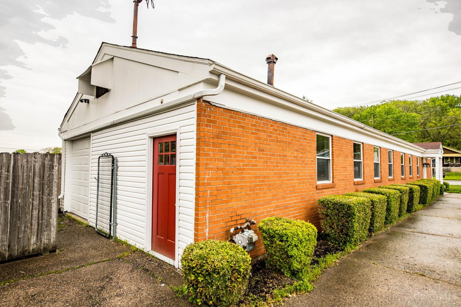 9443 Reading Road Property Photo 8