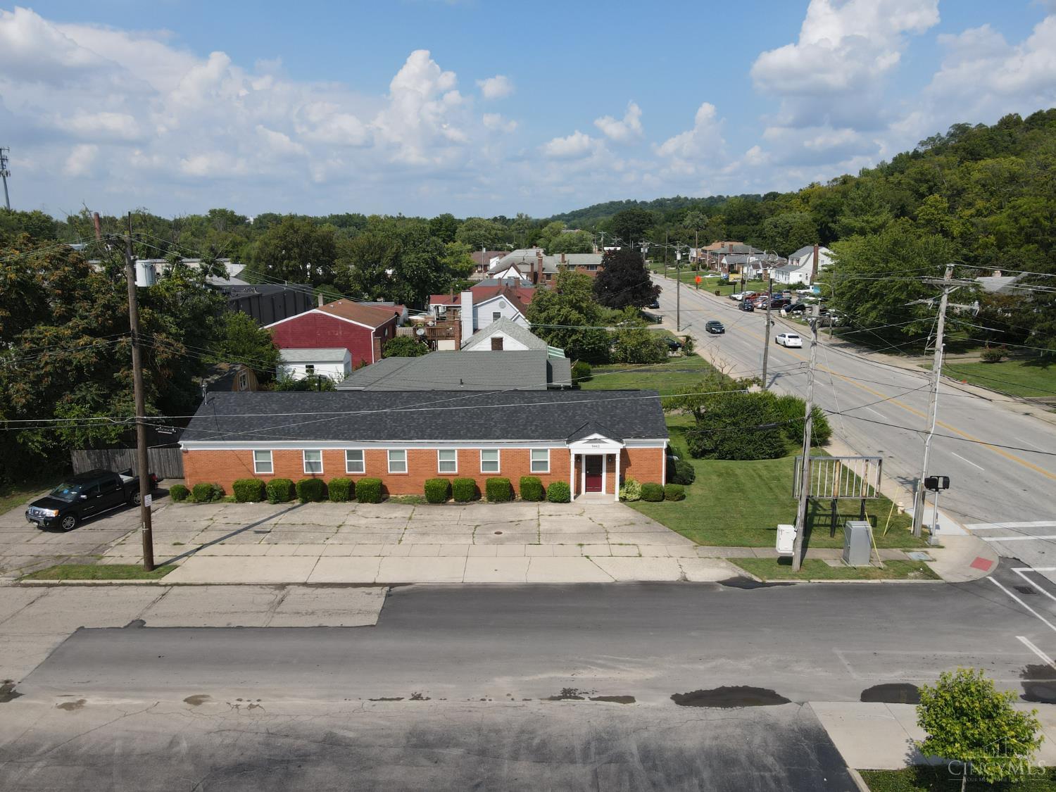 9443 Reading Road Property Photo 10