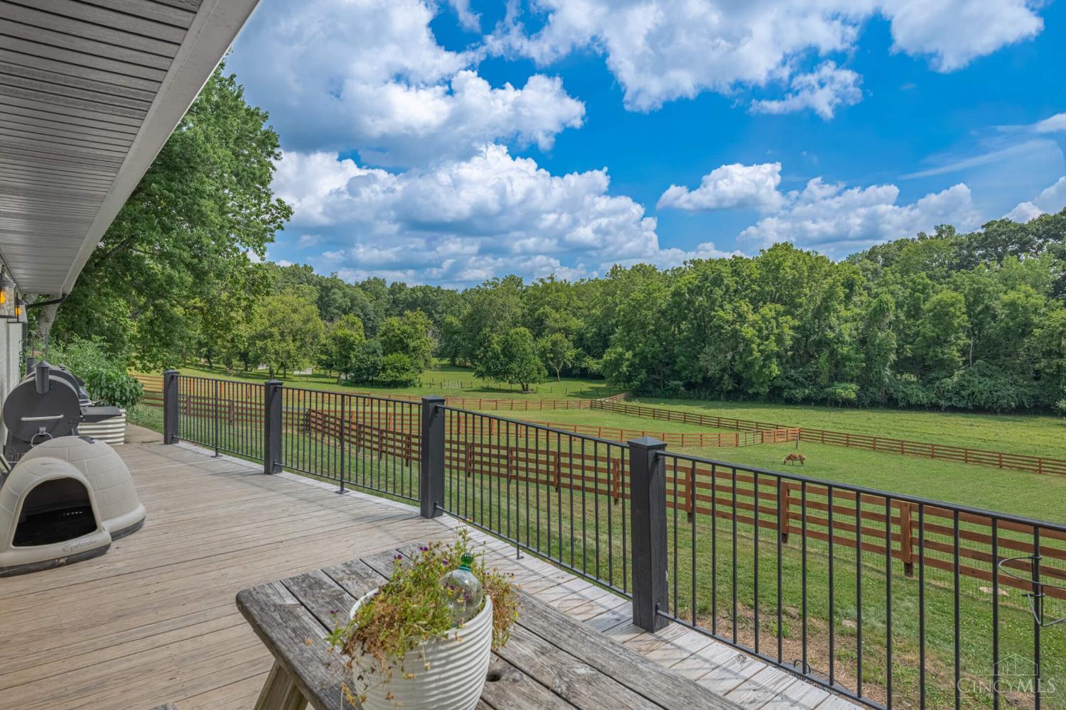 3385 Middle Run Road Property Photo 44