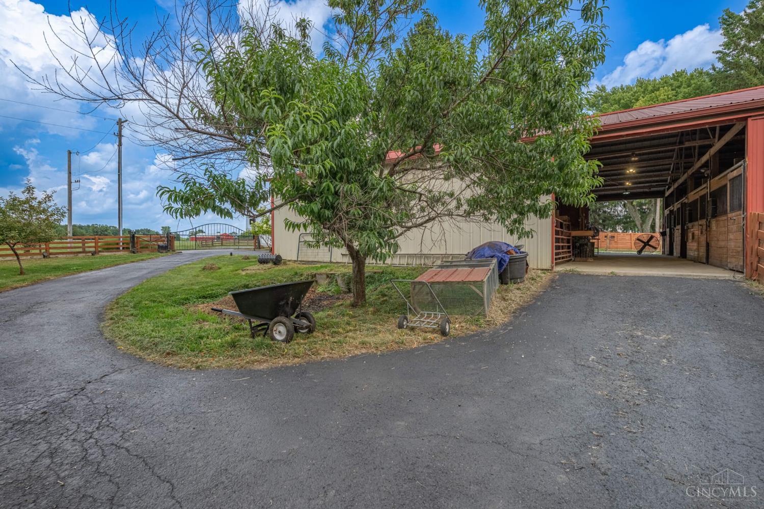 3385 Middle Run Road Property Photo 62