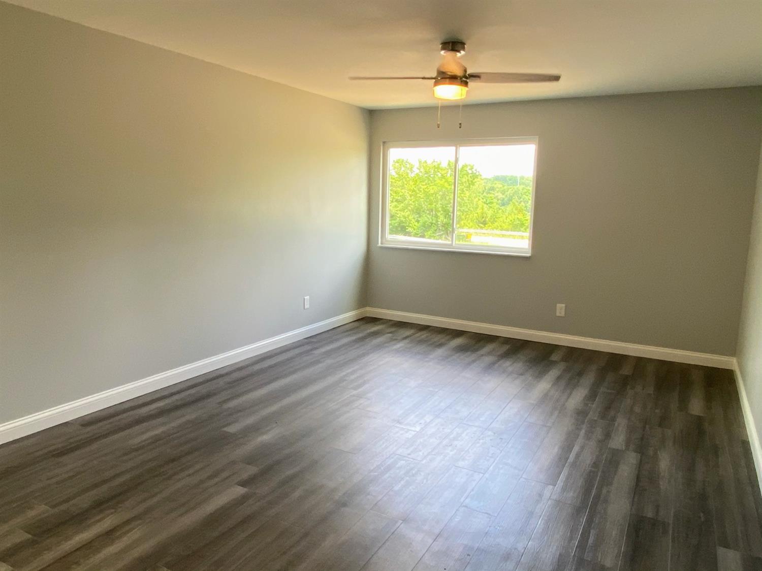 5025 Barrow Avenue Property Photo 2