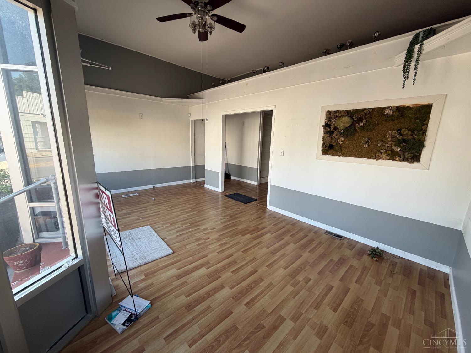 6712 Montgomery Road Property Photo 4