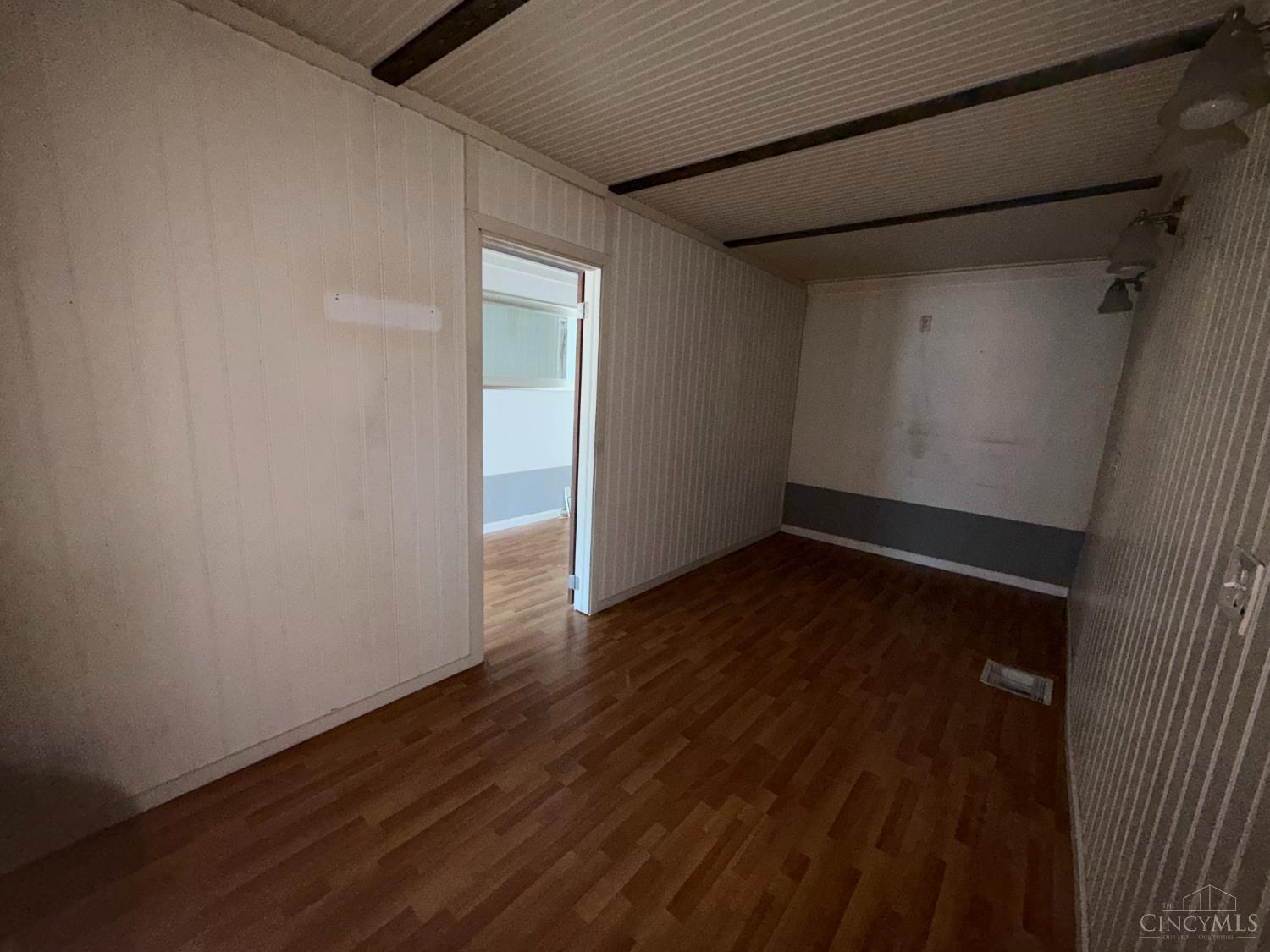 6712 Montgomery Road Property Photo 7