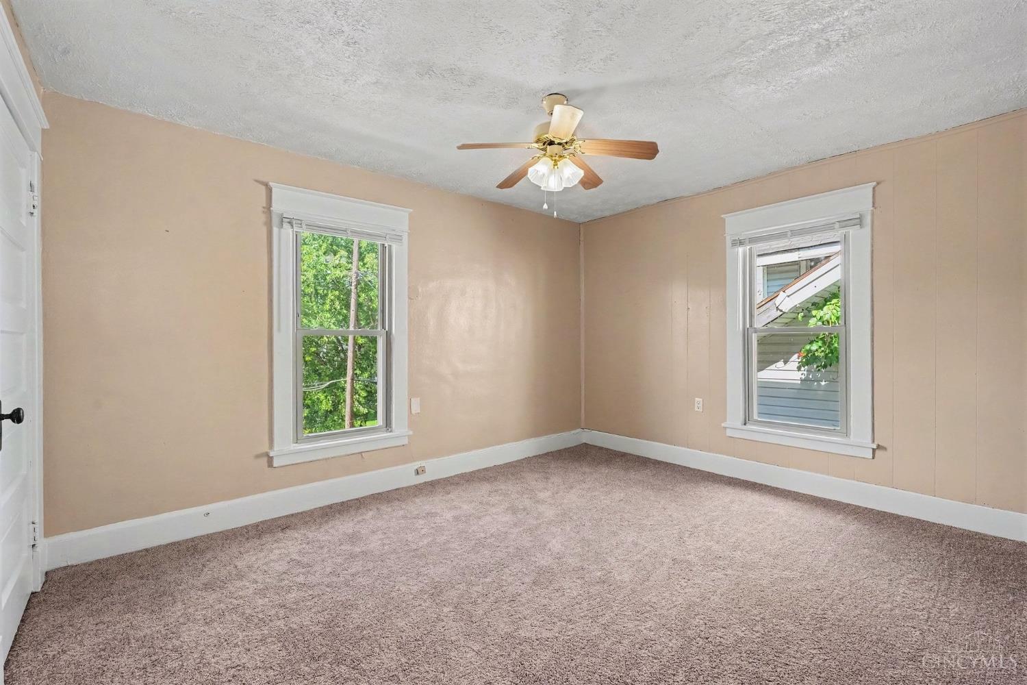 2404 Sherman Avenue Property Photo 10