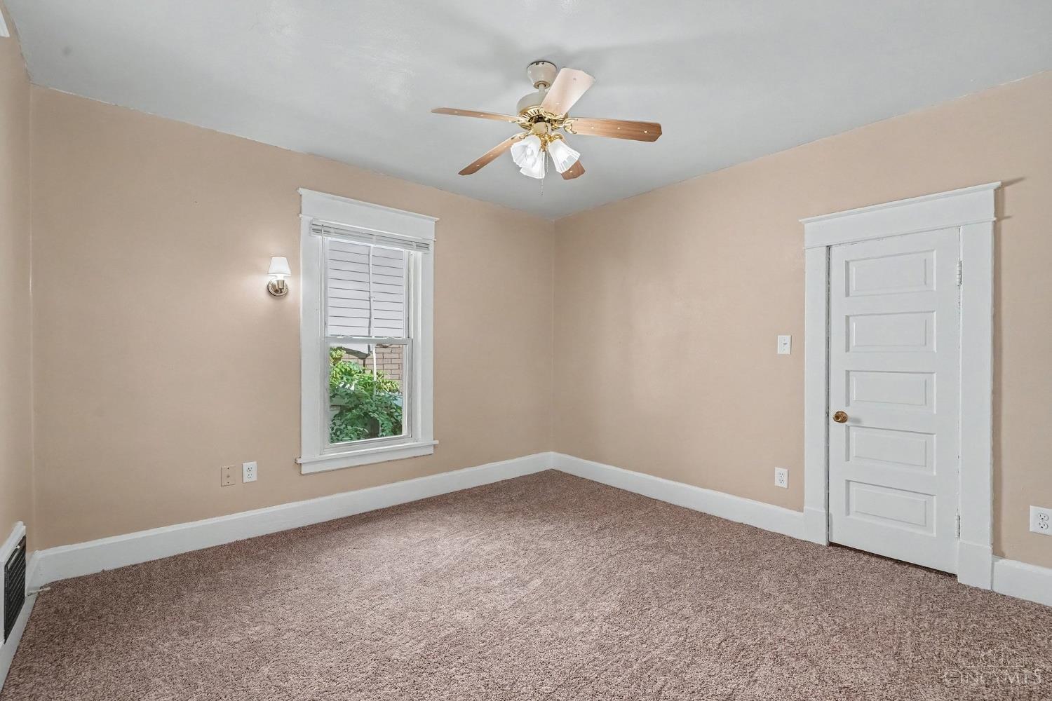 2404 Sherman Avenue Property Photo 11