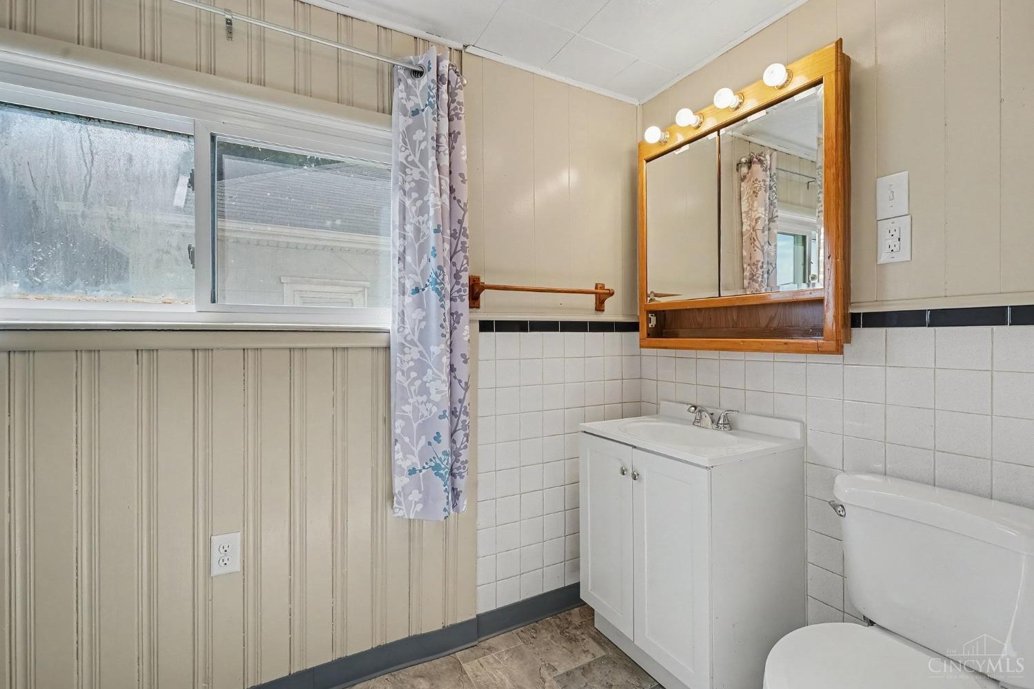 2404 Sherman Avenue Property Photo 12