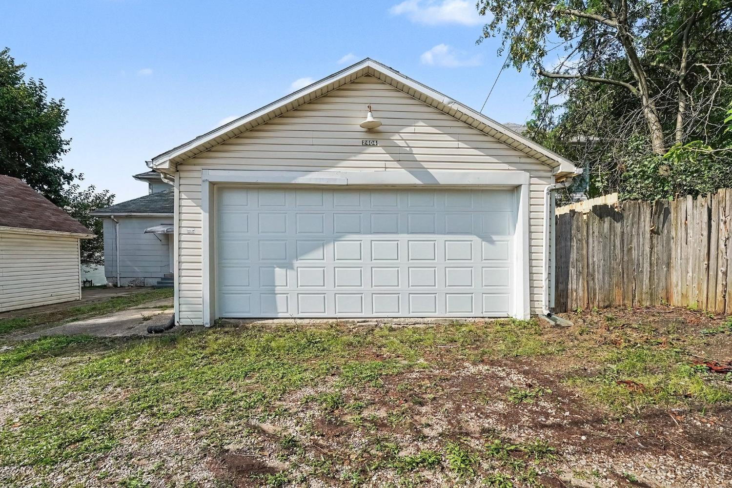 2404 Sherman Avenue Property Photo 14