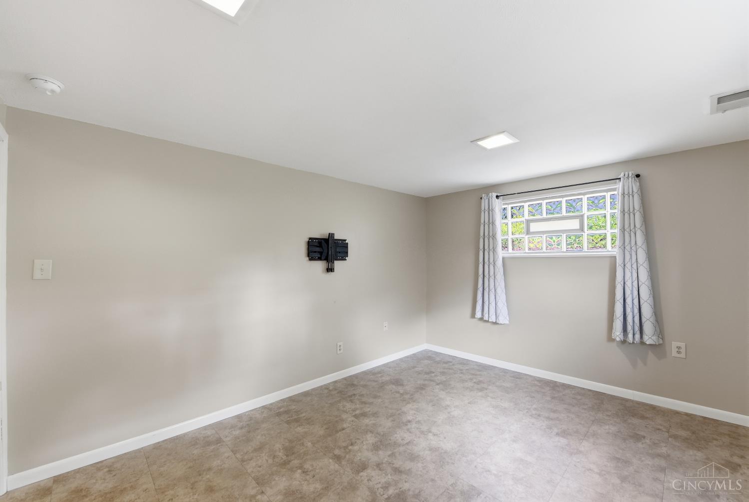 4248 Simca Lane Property Photo 38