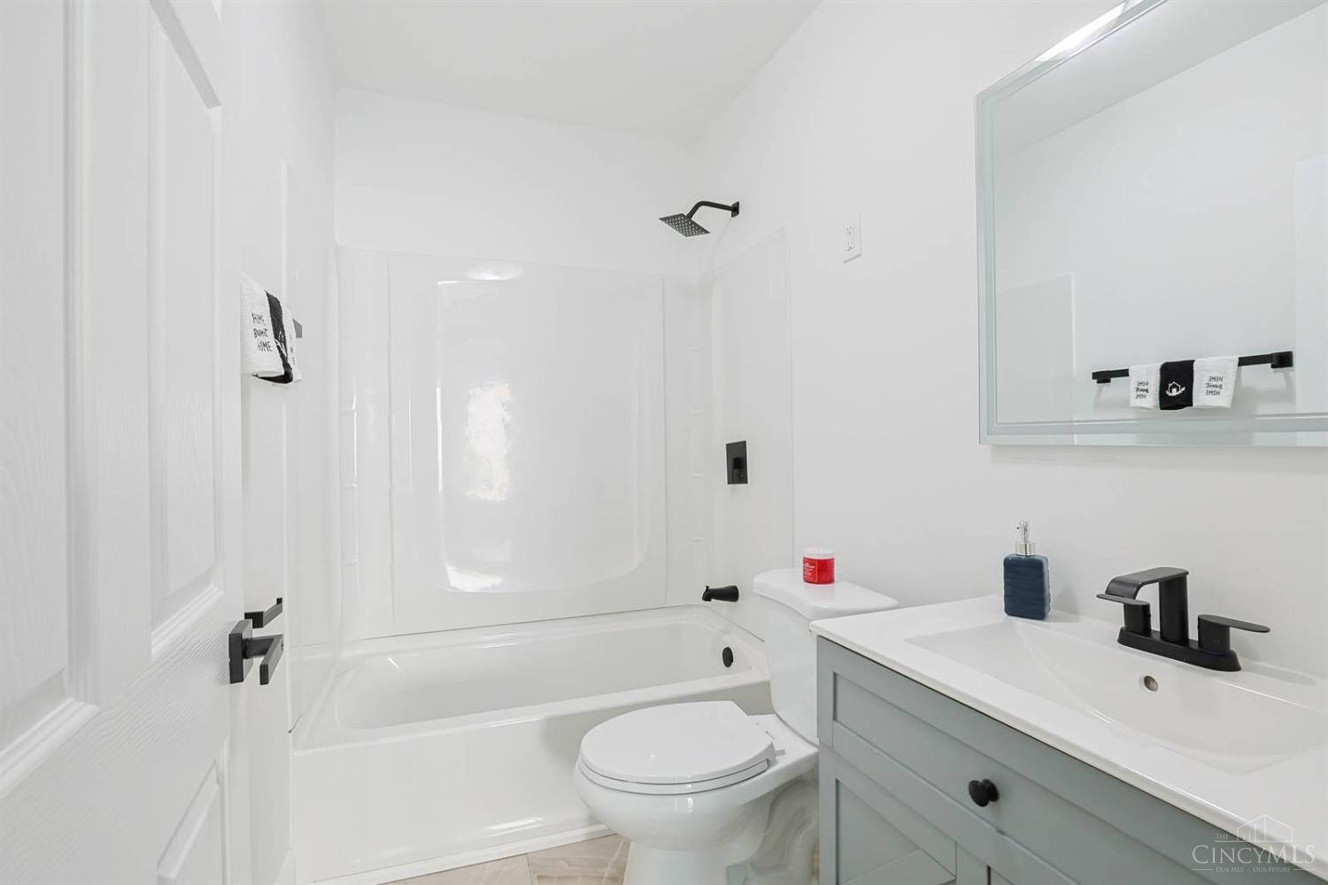 1681 Kahn Avenue Property Photo 17