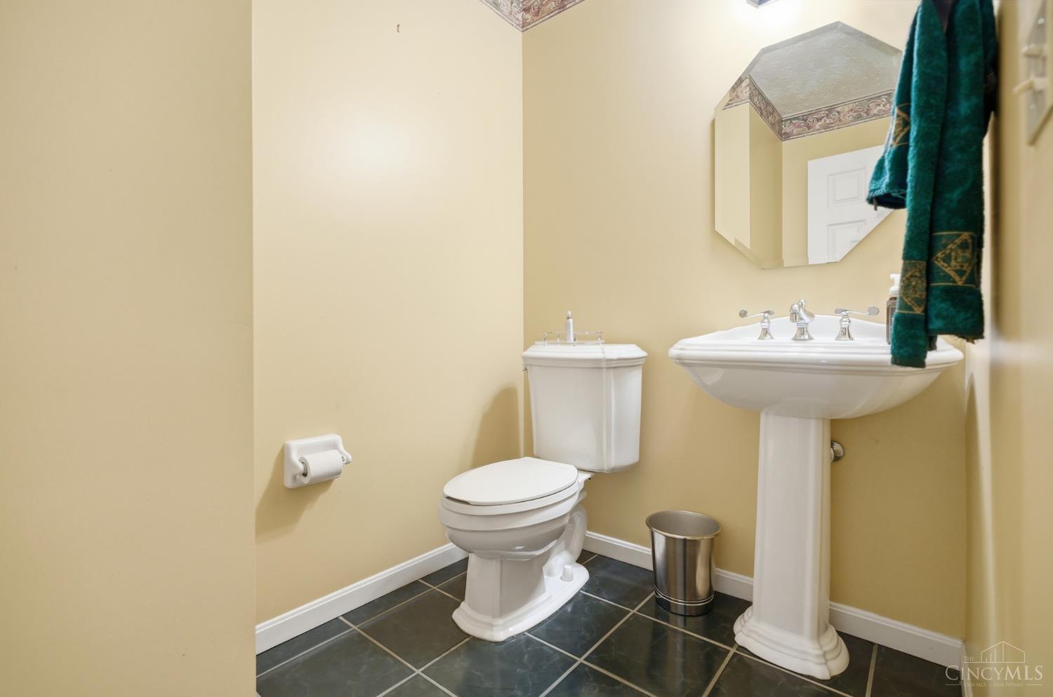 5790 Willowcove Drive Property Photo 14