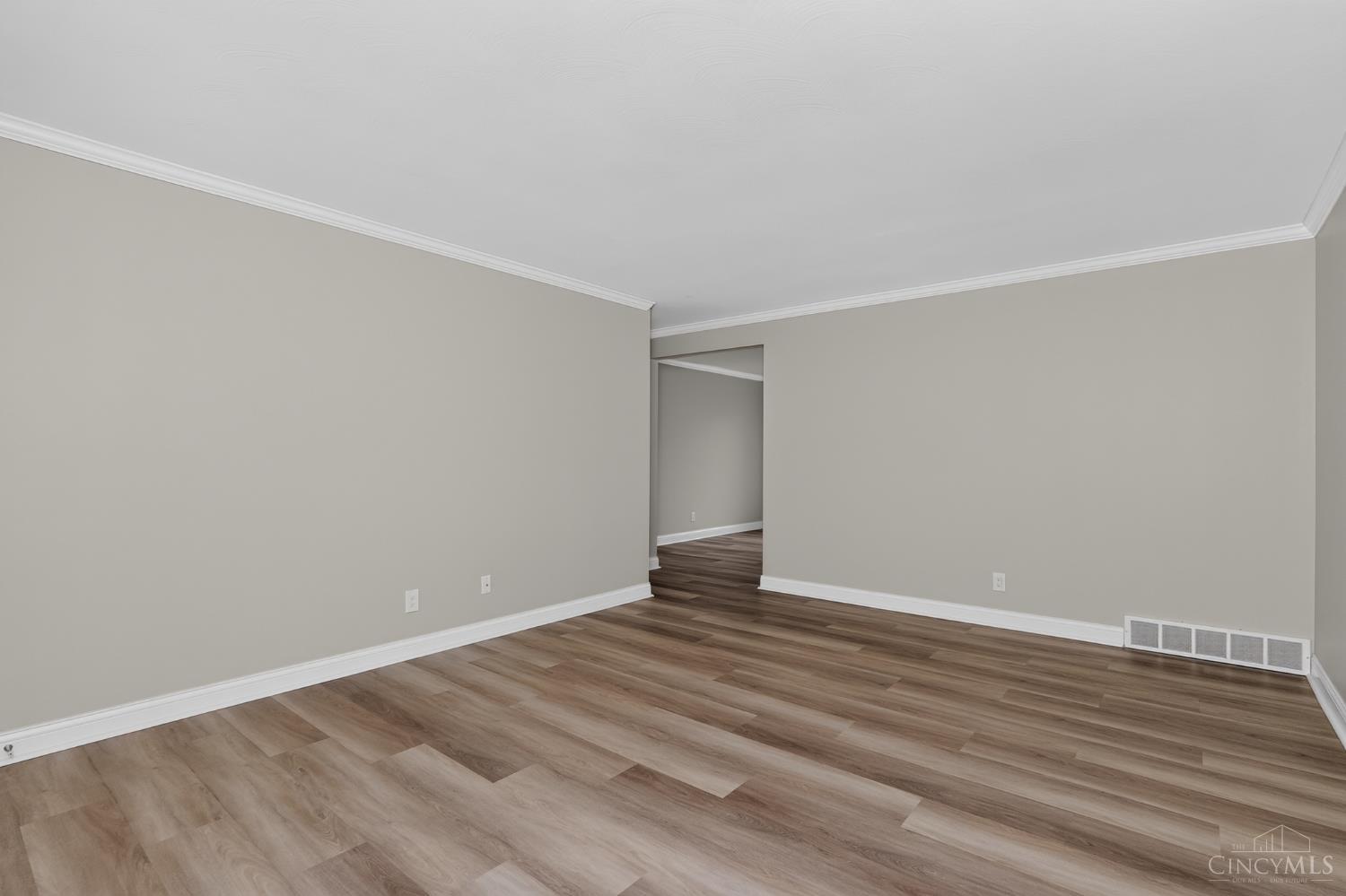 121 Biscoe Drive Property Photo 7